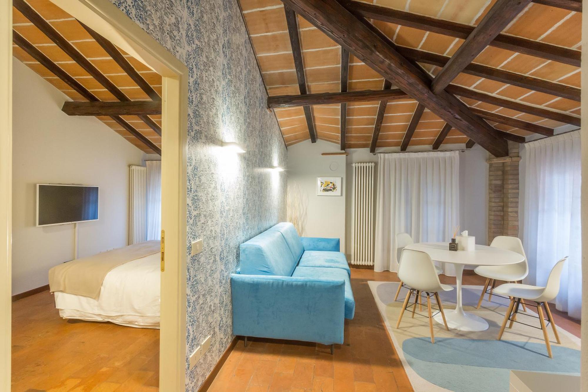 Locanda Del Feudo Suite & Restaurant Castelvetro di Modena Exterior photo