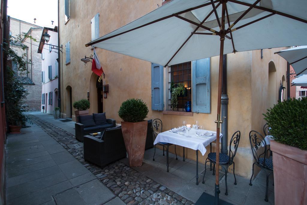 Locanda Del Feudo Suite & Restaurant Castelvetro di Modena Exterior photo